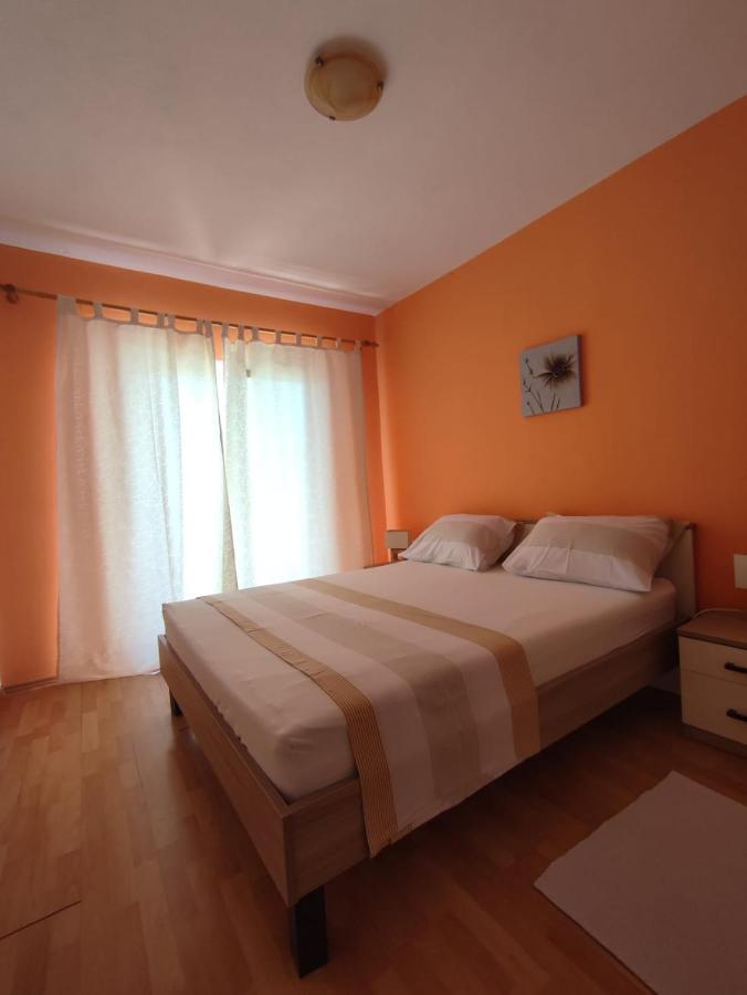 Apartments Laus ザヴァラティサ エクステリア 写真