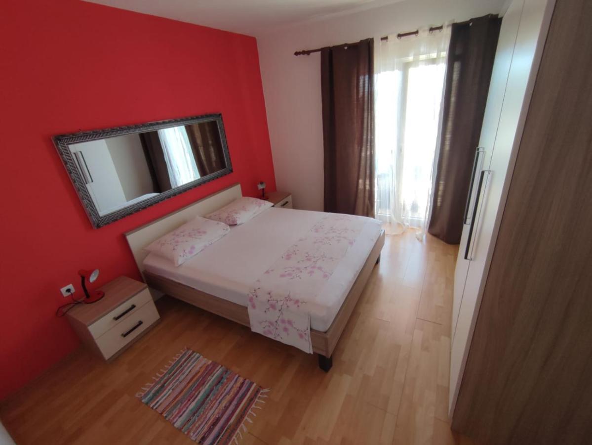 Apartments Laus ザヴァラティサ エクステリア 写真
